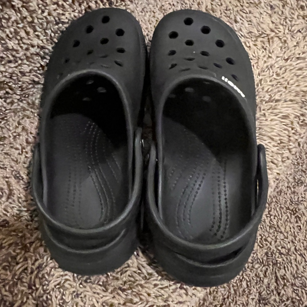 NEW Amoji Kids Clogs Size 7 Black Garden Shoes Slip On Crocs Style EU 23 - Picture 4 of 7